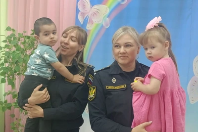 Ульяновские приставы устроили праздник для детей в доме ребенка