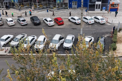 Волгоградцы разделились во мнениях о платных парковках