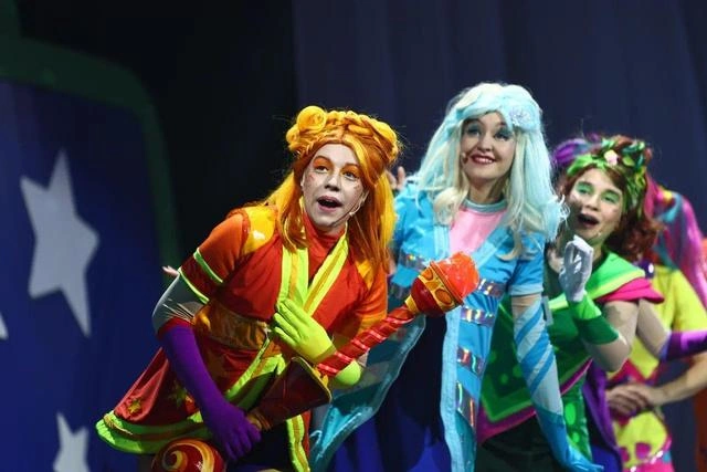 Источник: «Елка телеканала „Мульт“»