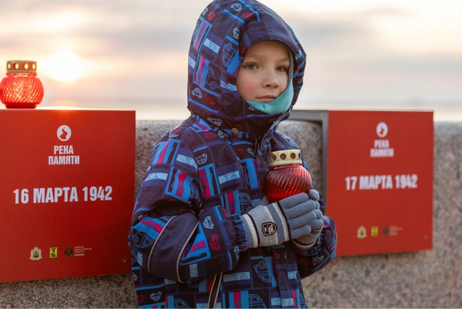На ряде табличек были указаны не только дни, но и ключевые события войны | Источник: Вери Гуд Групп