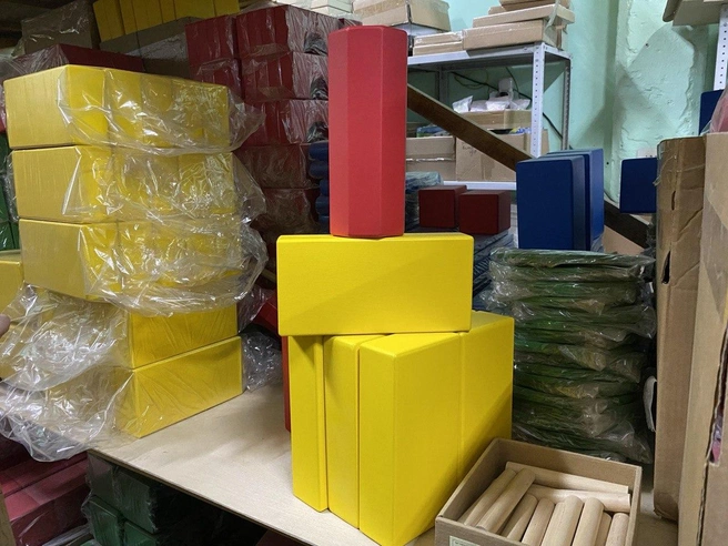 Внешне изделия очень похожи на пластиковые | Источник: Ирина Господаренко / NGS22.RU