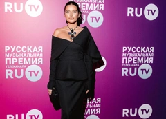 Бородина прошлась по наряду Собчак и получила: «Не стоит давать советы, если перестала одеваться на Черкизоне»