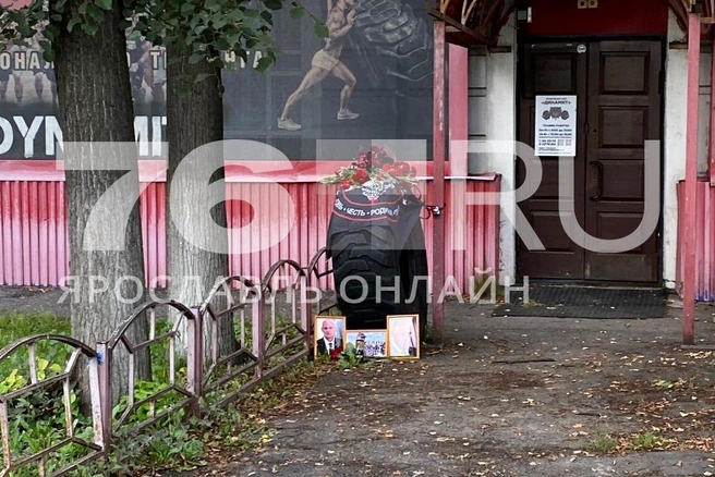 Порно видео женщина пробует большой забор