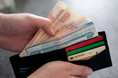 Долг в 8 млн рублей погасил золотодобытчик ради продажи техники
