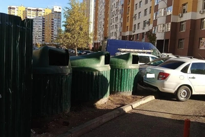 Оренбургским водителям у мусорных баков выписали штрафов на 1,2 млн