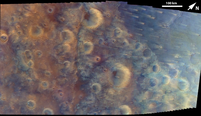 NASA показало видео, записанное космическим аппаратом во время пролета мимо Марса | Источник: NASA