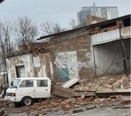 Зданию давно требовался ремонт | Источник: Максим Чихунов. Политик и Правозащитник / Telegram