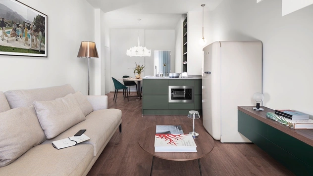 Современная двухуровневая квартира во Флоренции