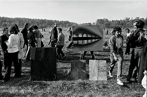 Фото №1 - Выставка нонконформистов в СССР. 15 сентября 1974 года