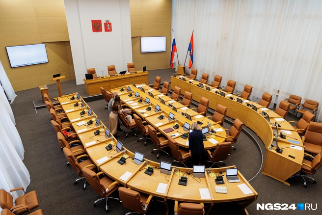 Зал заседаний | Источник: Мария Ленц / NGS24.RU