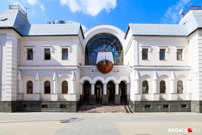 ТЦ «Пятницкий» в сети прозвали московской территорией «бэкрумс» | Источник: Артем Устюжанин / MSK1.RU