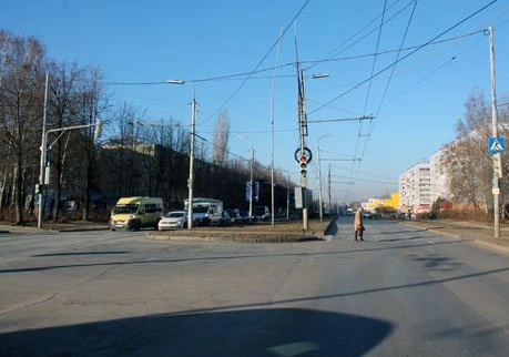 Власти не выполнили требование ГИБДД по ремонту ул. Новоселов | ya62.ru