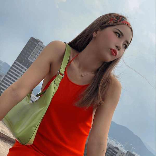 Морковная помада как у Солар из MAMAMOO — самый яркий тренд в макияже на осень 2022