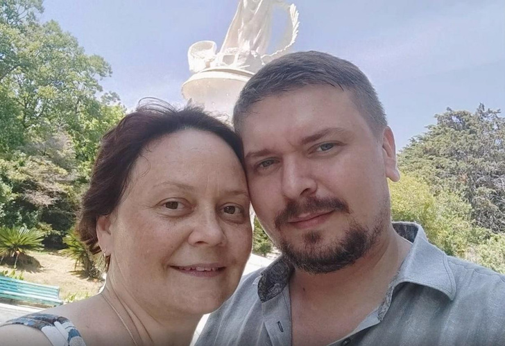 «Говорили: наиграется и бросит меня»: учительница из Железногорска вышла замуж за ученика и родила от него сына