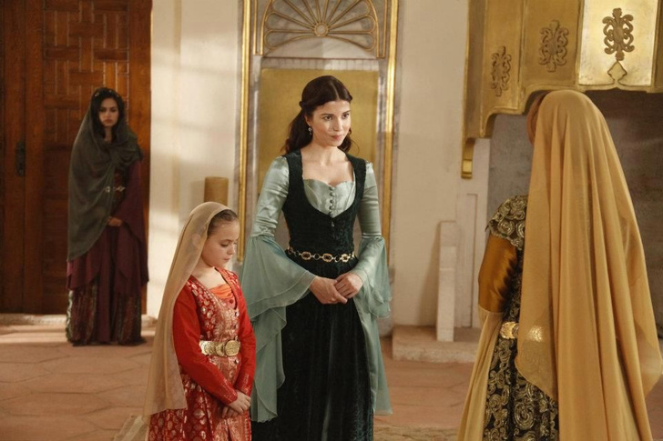 Как жили дочери султанов: с пеленок и до свадьбе на примере сериала «Великолепный век», кадры