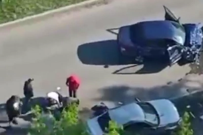 Лобовое столкновение на набережной в Сипайлово: пострадавшие, видео