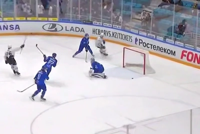 «Трактор» победил «Барыс» и прервал серию