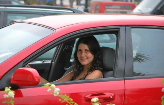 Полина Лурье лишилась и квартиры, и денег. В Сети это прозвали «эффектом Долиной» | Источник: соцсети Полины Лурье