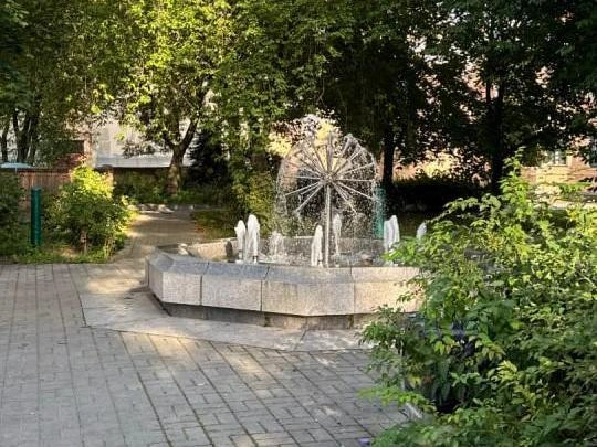 Во дворе квартала, метро «Нарвская» | Источник: Елена Николаева