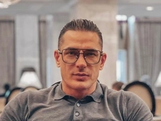 «Пресс-то я точно верну»: Курбан Омаров тонко шутит на фоне развода с Бородиной