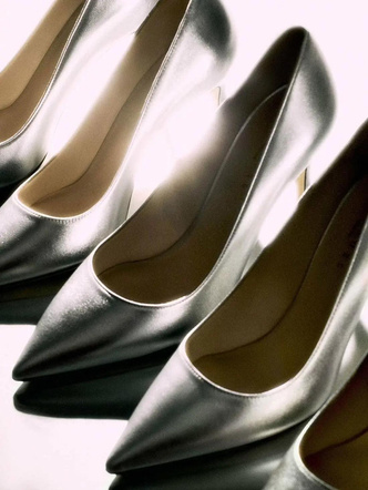 Как у Золушки: самые модные туфли для Нового 2024 года — 30 пар, в которые вы влюбитесь сразу