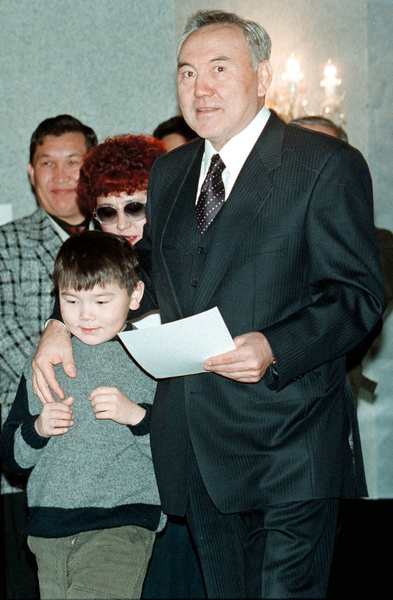 Старший — успешный бизнесмен, младший не дожил до 30-летия: внуки Нурсултана Назарбаева