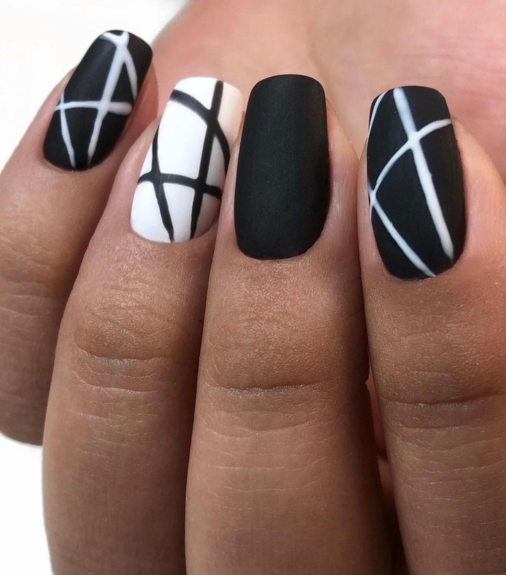 Дизайн ногтей на черном фоне