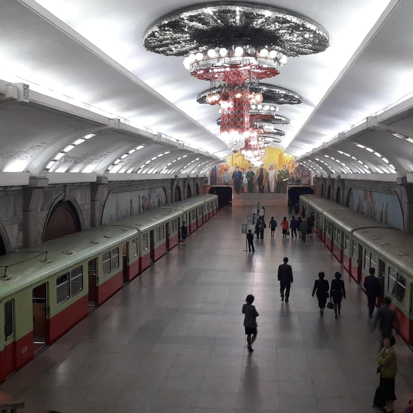 На станции пхеньянского метро | Источник: Николай Спектор