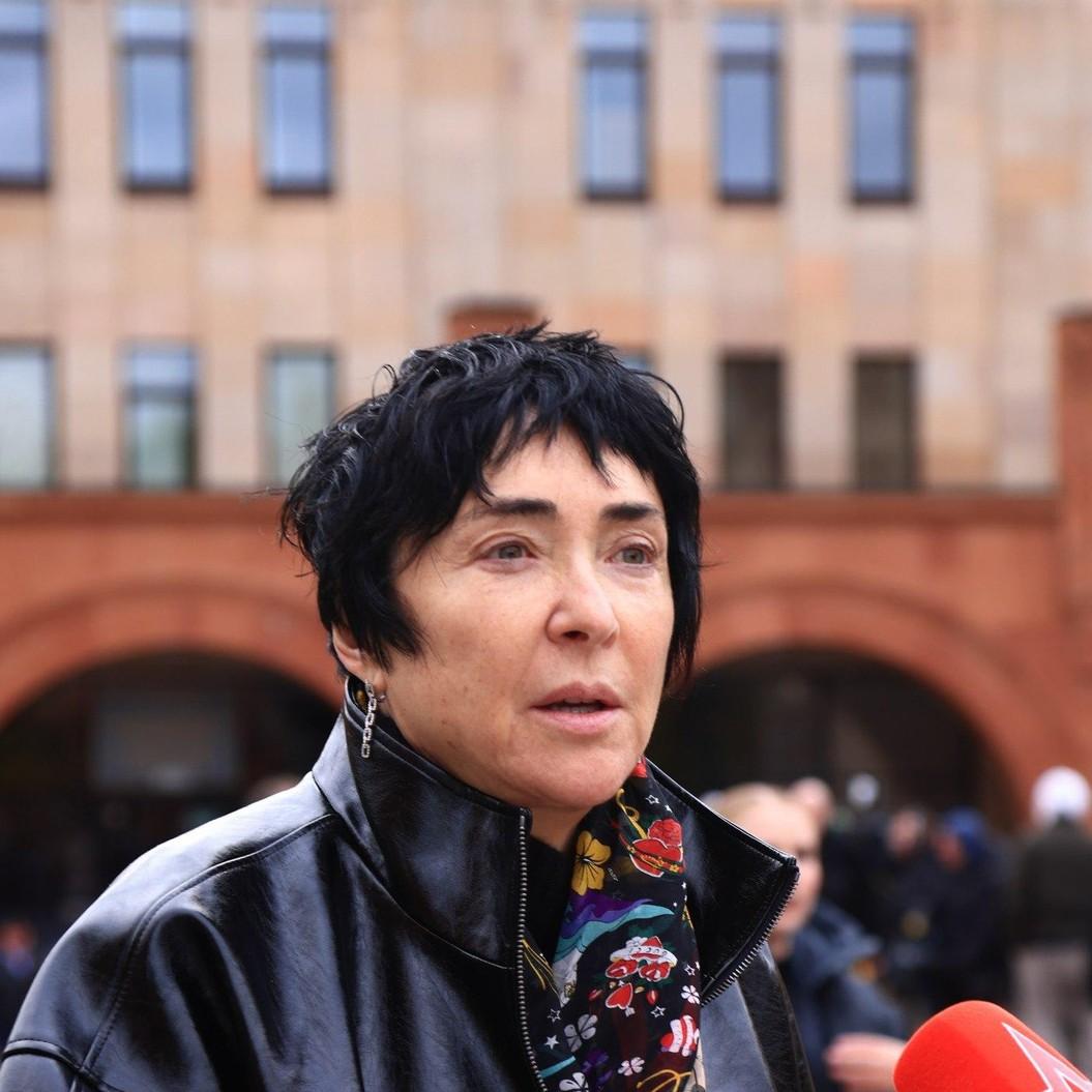 <p>Лолита Милявская</p>