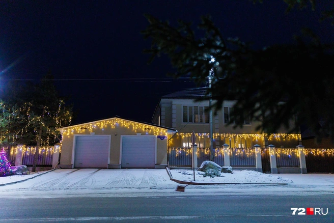 Здесь всё блестит и сияет, красота, одним словом! | Источник: Ирина Шарова / 72.RU