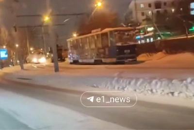 Power line damage halts trams in Yekaterinburg