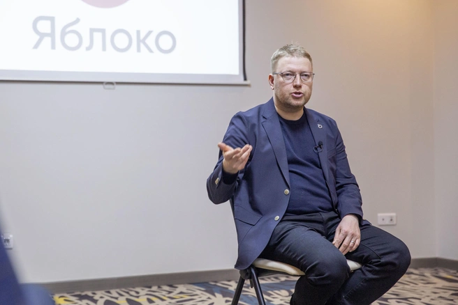 Николай Рыбаков, председатель партии «Яблоко» | Источник: Александра Мамонтова