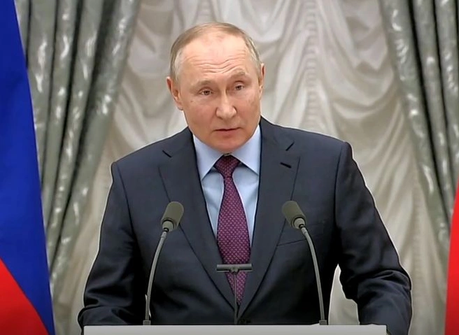 Путин: Россия признала ДНР и ЛНР в границах, которые обозначены в их конституциях | ya62.ru