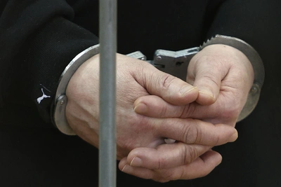 Дело Рогачева приостановлено после ухода добровольцем