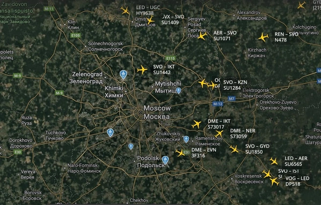 В небе над столицей присутствуют борты | Источник: flightradar24.com