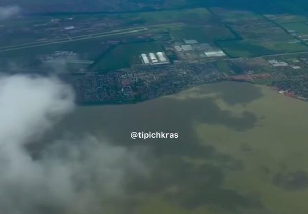 Заполненное Краснодарское водохранилище показали с высоты птичьего полета