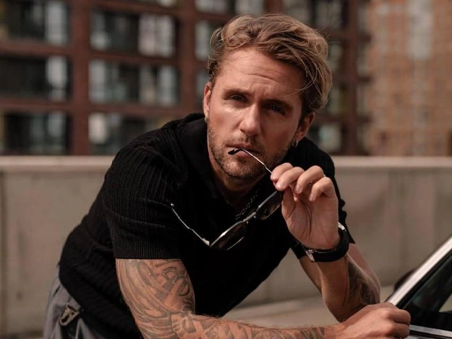 Кто знает, стал бы Влад покорителем девичьих сердец, если бы не тайные манипуляции его матушки | Источник: Влад Соколовский VS-TEAM / T.me