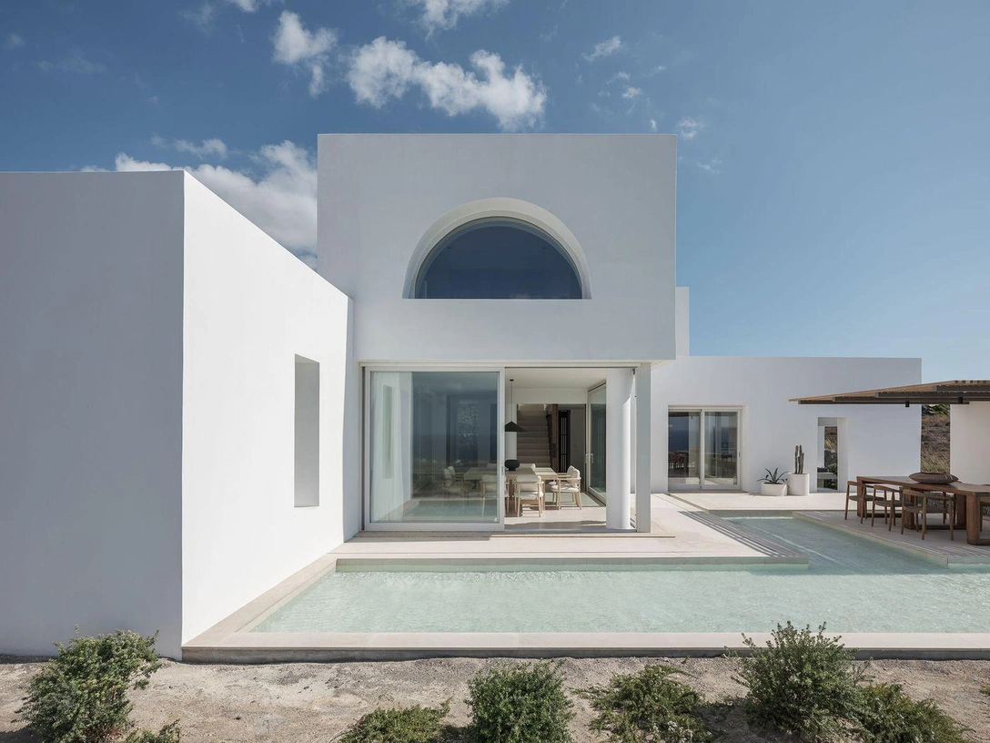 Вилла на Санторини: белый куб от Kapsimalis Architects | Источник: Гиоргос Сфакианакис