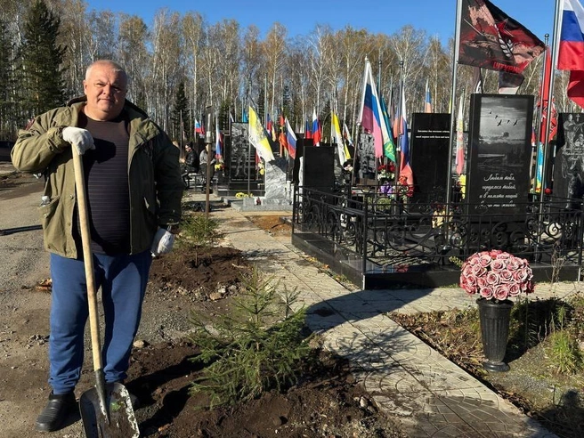 Альберт Чомаев: «Память о погибших товарищах должна сохранятся» | Источник: Преображенское кладбище