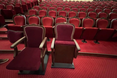 Тюменский театр вернул кресла стоимостью 30 миллионов