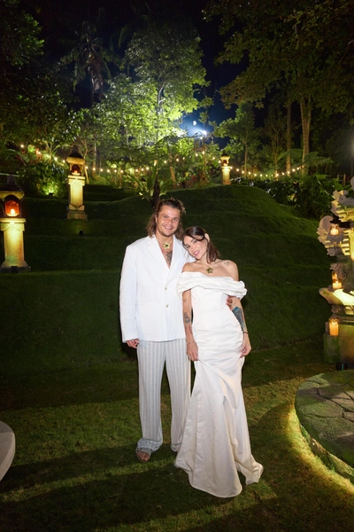 31-летний Степан сделал предложение 40-летней Айзе