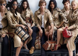 Предчувствие весны: молодые британцы в рекламе Burberry
