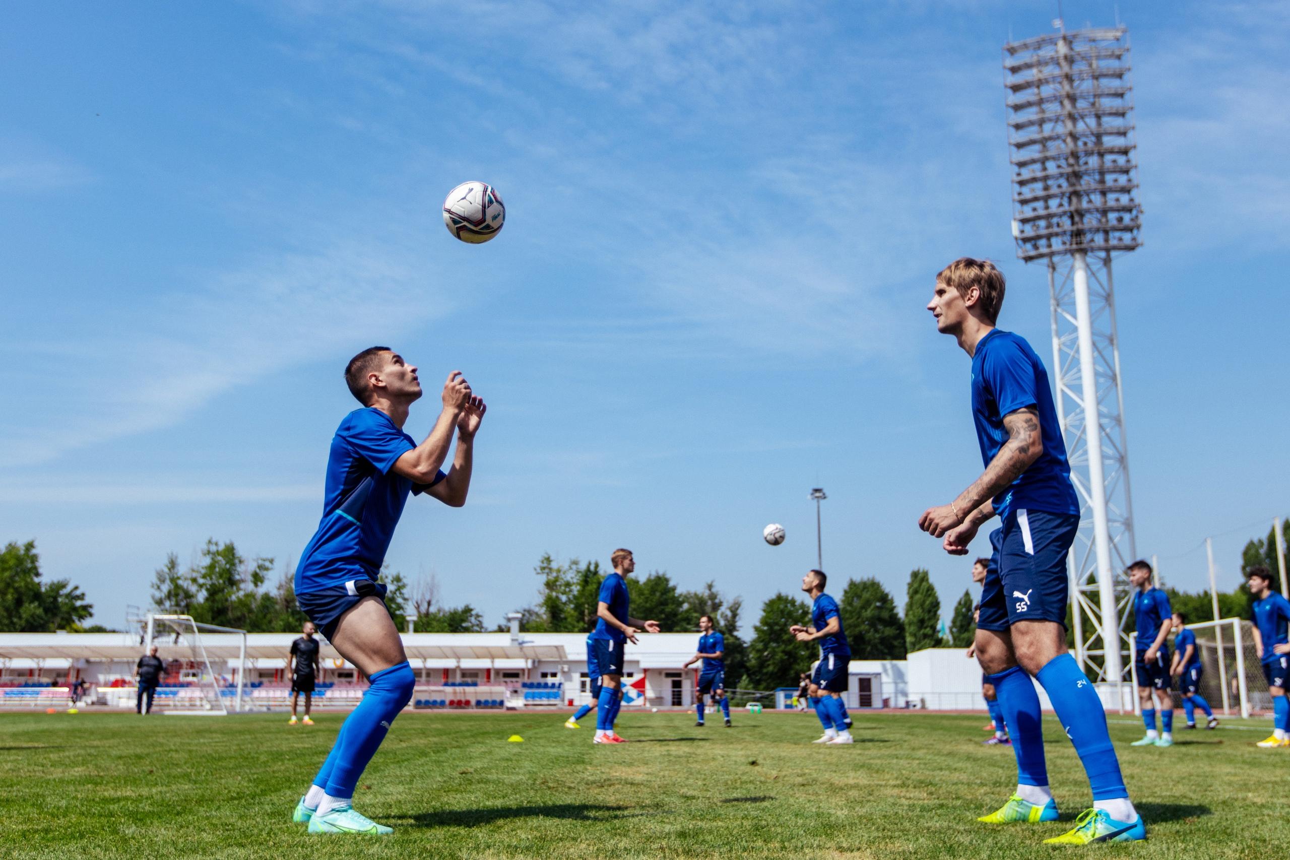 Спорт в Ростове на Дону. ФК Чайка Ростов-на-Дону дети. Открытие день спорта в Ростове на Дону 2018 год.