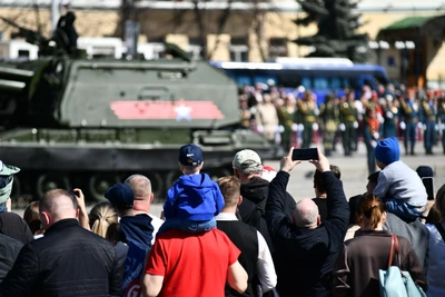 Дороги Екатеринбурга перекроют 9 мая 2025: схема и время