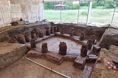 В Приамурье археологи нашли погребение священника XIX века
