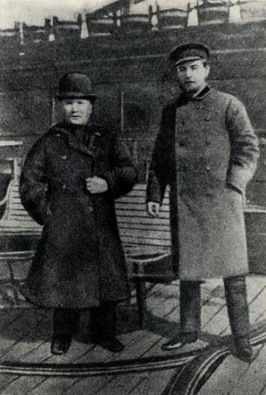 chehov-lit.ru | Источник: Чехов со своим спутником китайцем на пароходе по дороге на Сахалин