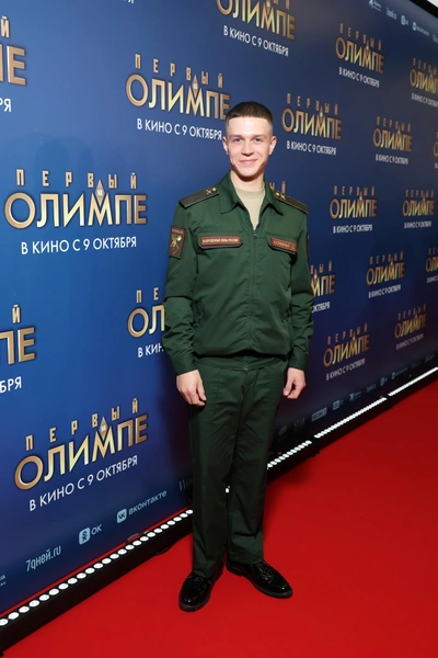 Глеб Калюжный | www.starhit.ru