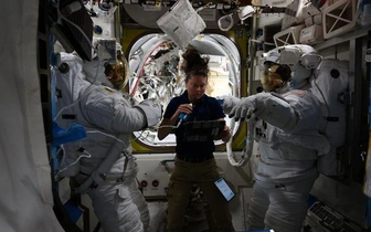 Костюмчик не сел: в NASA внезапно отменили выход астронавтов на МКС в открытый космос