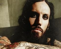 Гитарист американской группы Korn госпитализирован в Красноярске | ngs24.ru