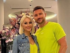 «Плюс 8 кг за один день? Ну ты и жрешь!»: милая переписка Леры Кудрявцевой и Сергея Лазарева